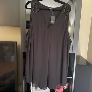 NWT Torrid Embellished Pleat Tank 4